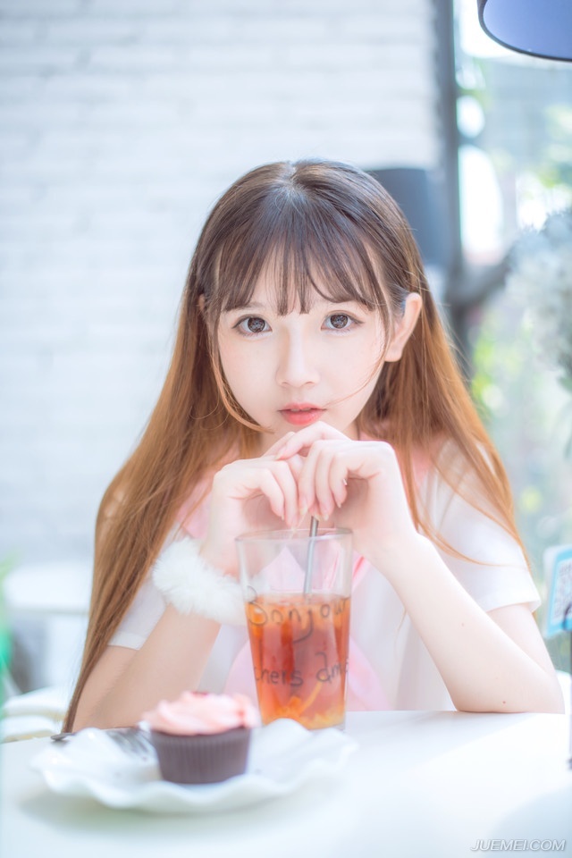 呜呜呜~呜呜~